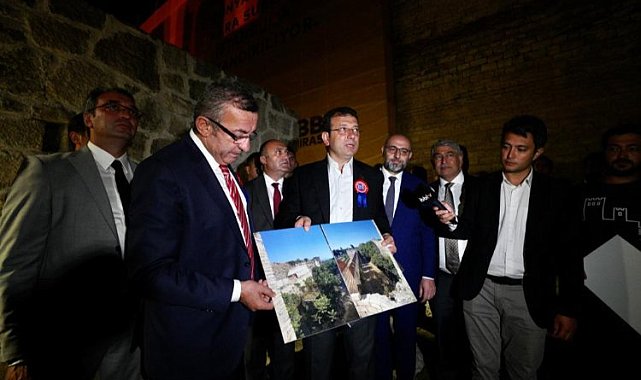 İstanbul tarihi surlarıyla buluştu
