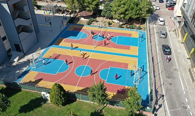 Kocaeli'de 106 okula daha basketbol ve voleybol sahası