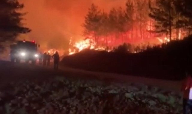 Marmaris alev alev yanıyor! Bir helikopter düştü