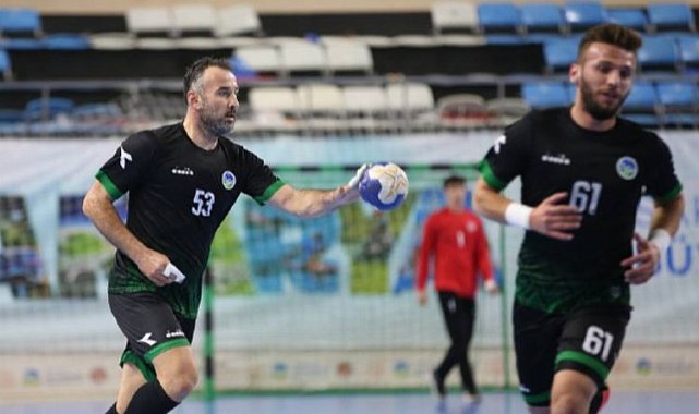 Sakarya Büyükşehir Spor Toto deplasmanında galibiyet arayacak