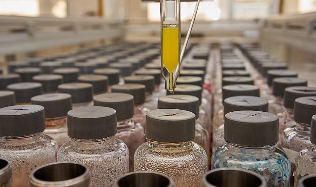 Sözal Kimya Dye+Chem Fuarı'nda ziyaretçilerle buluştu