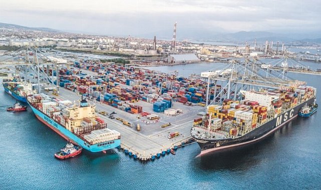 Uluslararası hizmette taşımacılık başı çekti