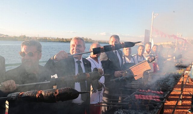 Urfa'da Nar Festivali coşkusu