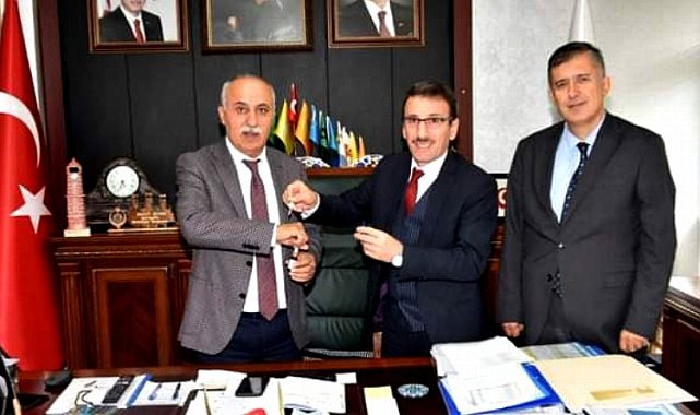 Bursa Yenişehir'de öğrenciler lavanta yağı üretti