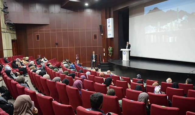 Bursa Yıldırım'da 'Adım Adım İslam Dünyası' dersi