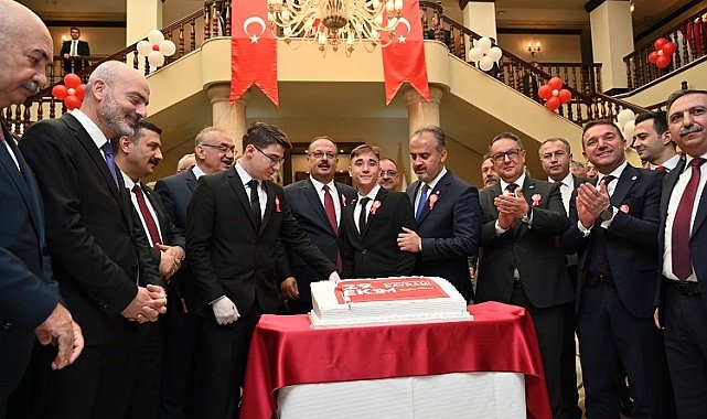 Bursa'da Cumhuriyet Bayramı coşkusu