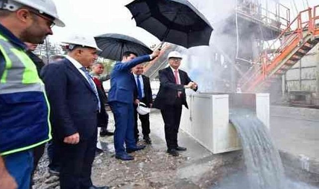 Diyarbakır'da 2 bin metre derinlikte jeotermal su kaynağına ulaşıldı