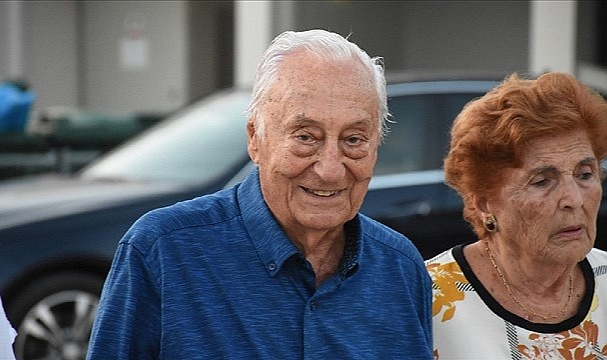Duayen Sunucu ve Gazeteci Halit Kıvanç'ı Kaybettik