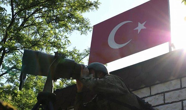 Hudut Kartalları Suriye sınırında yakaladı!