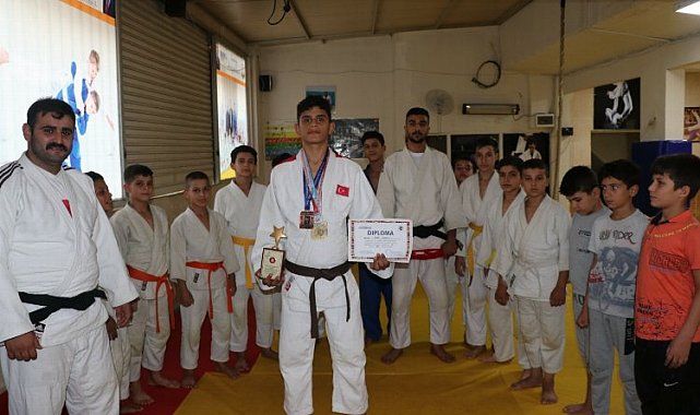 Hüseyin Müsri Şanlıurfa'nın gururu oldu