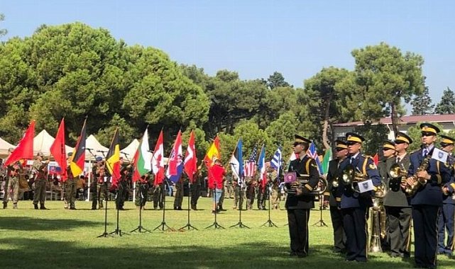 İzmir'de kültürler buluştu