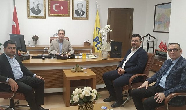 İzmit Belediyesi'nden PTT'ye Posta Günü'nü ziyareti