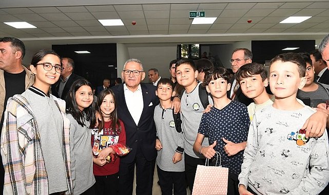Kayseri Büyükşehir'den eğitime tam destek