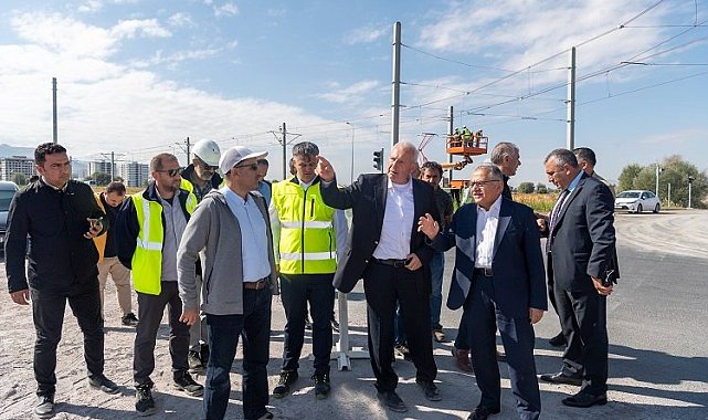 Kayseri'de tramvay hattına 120 bin fidan