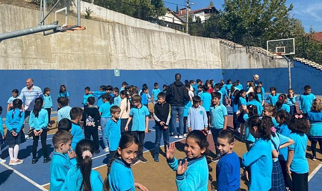 Kocaeli İtfaiyesi'nden minik öğrencilere seminer