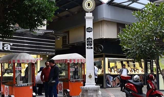 Kurtuluş Çeşmesi özüne döndü
