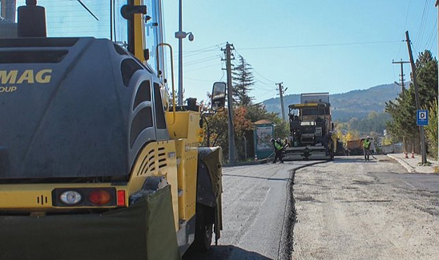 Kütahya Hamidiye'de asfalt mesaisi