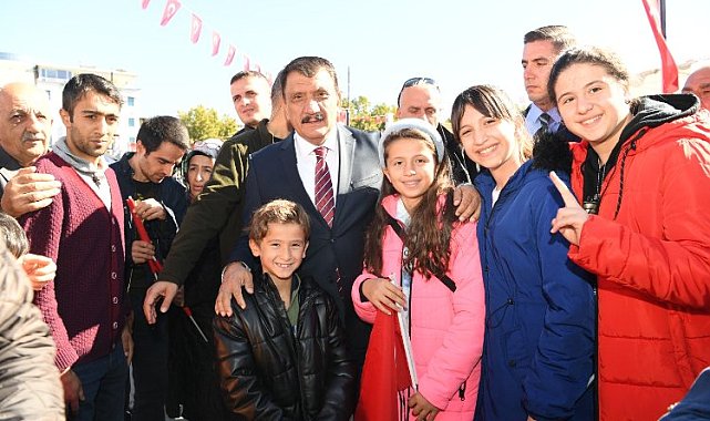 Malatya'da Cumhuriyet doyasıya kutlandı
