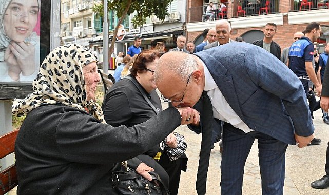 Manisalıların kandilini kutladı