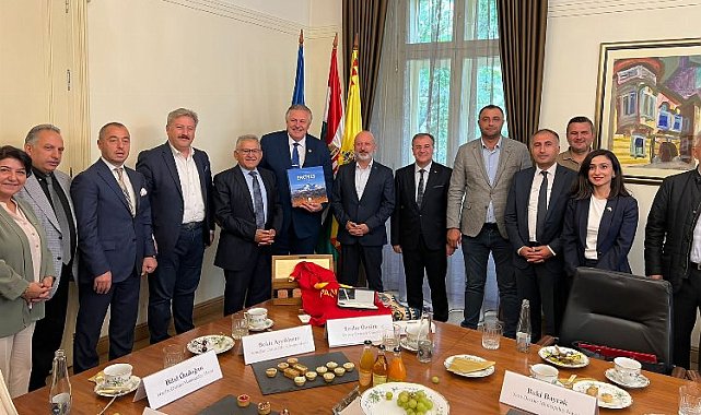 Memduh Büyükılıç'tan 'Macaristan' notları
