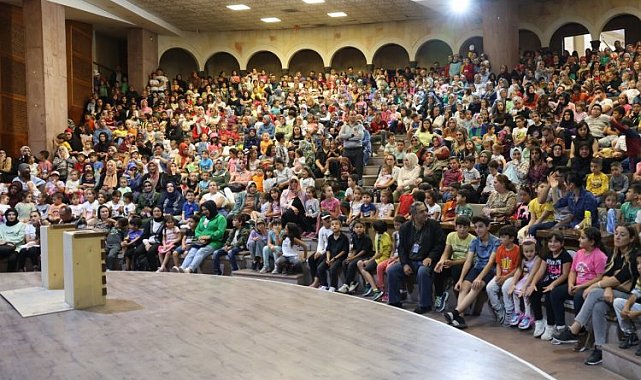 Nevşehir'de çocuklarla renklenen şenlik