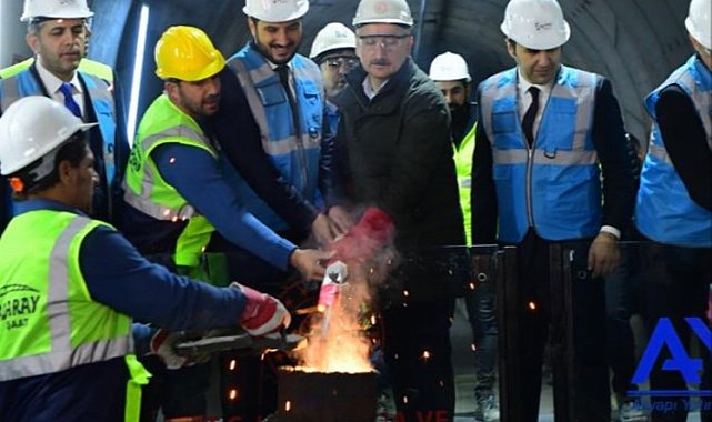 Bakan'dan Bakırköy-Kirazlı hattına ilk ray kaynağı