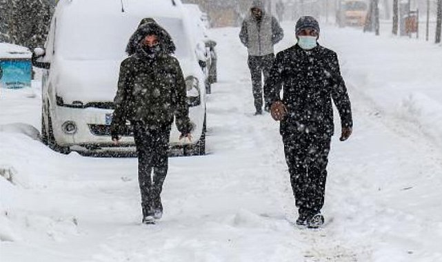 Beklenen kar kapımızı çalıyor! Türkiye'de bugün hava nasıl olacak?