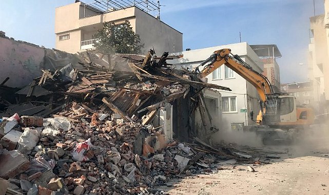Bursa Osmangazi'de metruklar huzur için yıkılıyor!
