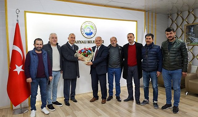 Camikebirlilerden Başkan Esat Öztürk'e ziyaret
