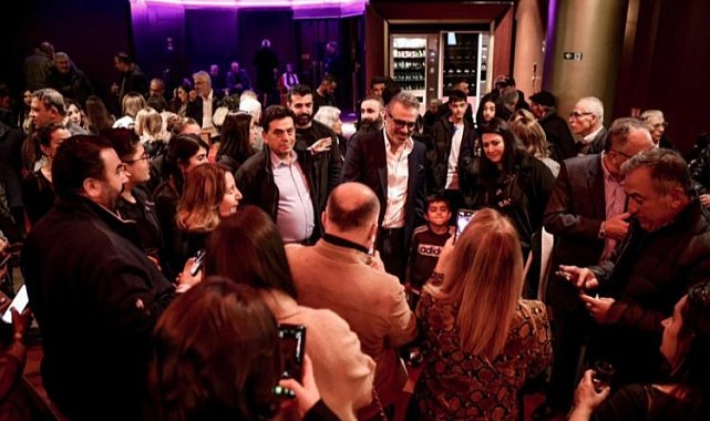 'Elif Ana' Paris'te vizyona girdi