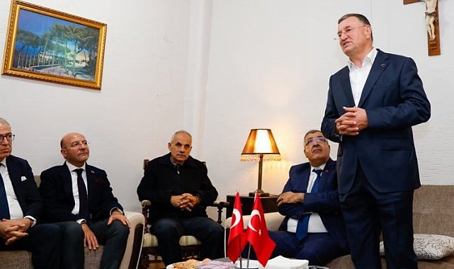 Hatay'da Başkan Savaş İskenderunlularla buluştu