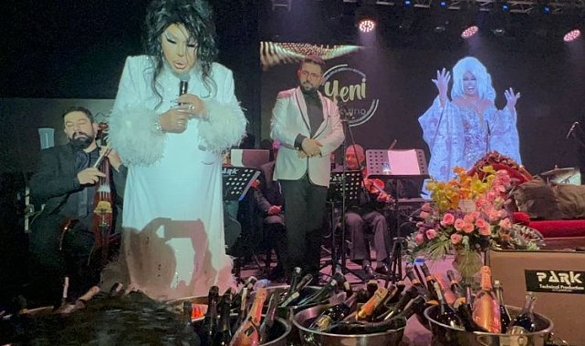 İş insanı Karabova'dan Bülent Ersoy'ya 71 gül, 71 şampanya