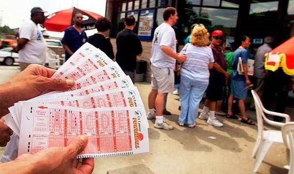 2 Milyar Dolarlık Rekor İkramiye Sahibini Buldu