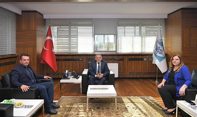 KalDer Kayseri'den  Memduh Büyükkılıç'a ziyaret
