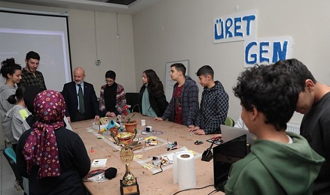 Kayseri Kocasinan Akademi'de teknolojik hizmet