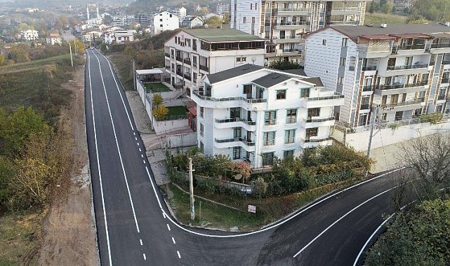 Kocaeli Başiskelede Atatürk ve Çınar caddelerine yol çizgisi