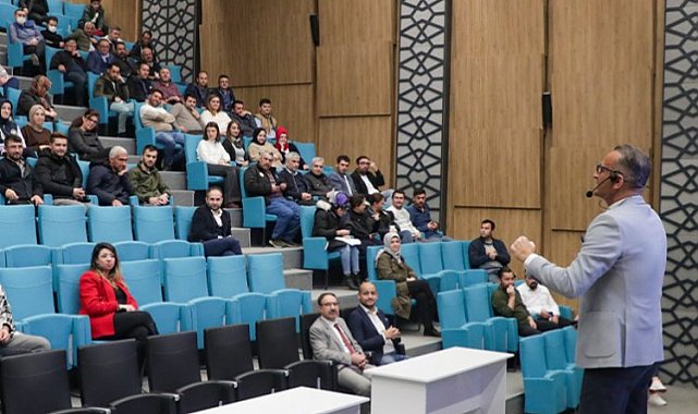 Kütahya Belediyesi personeline beden dili eğitimi