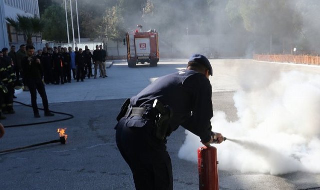 Manisa'da İtfaiye ve Jandarma'dan yangın tatbikatı