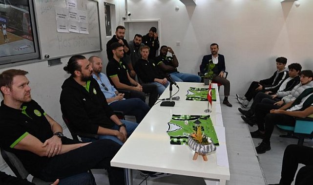 Potanın Tarzanları'na sevgi seli
