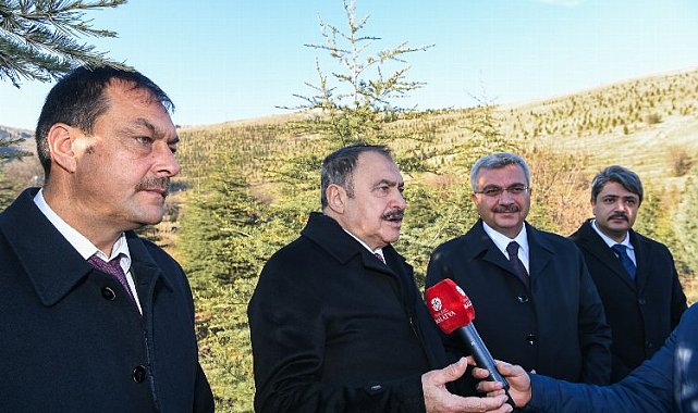 Prof. Dr. Eroğlu'ndan Dünya Kayısı Ticaret Merkezi'ne ziyaret