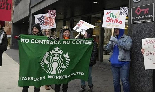 ABD’de 100 şubedeki Starbucks'ta İş Bırakma Eylemi