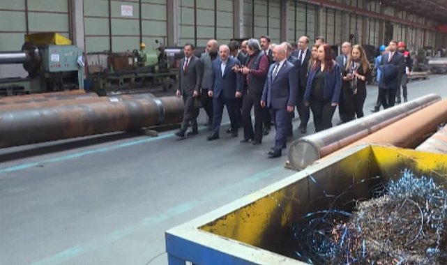 Bakan Varank'tan dev hidrolik silindirleri üreten fabrikaya ziyaret