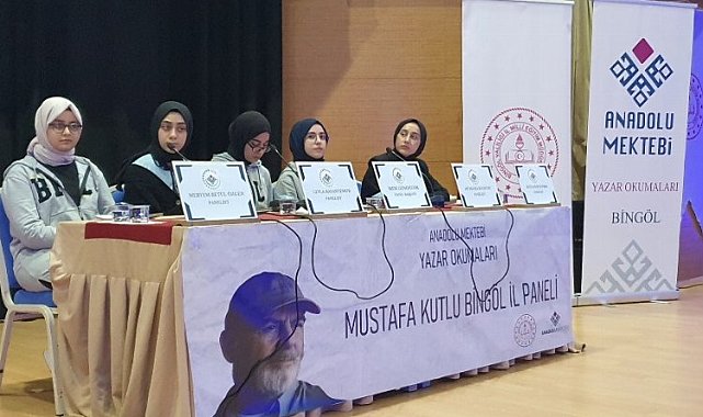 Bingöl'de öğrencilere 'kitap okuyun' tavsiyesi