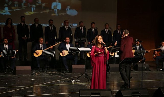 Bursa Merinos'ta türkü gecesi