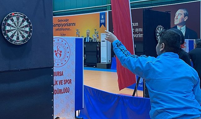 Bursa'da engelli bireyler hedefe odaklandı