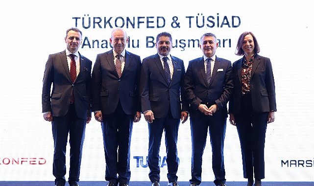 Bursa'da iş dünyası 2023'ün önceliklerini değerlendirdi
