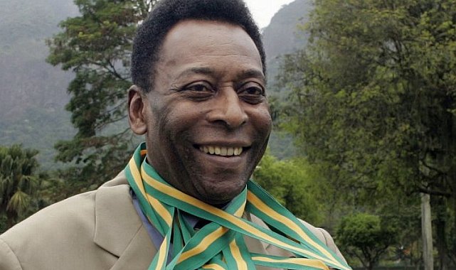 Dünya Kupası'nı üçleyen tek futbolcu Pele vefat etti