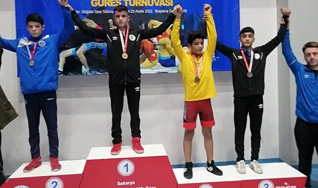Düzce'nin altın jenerasyonu üçüncü oldu