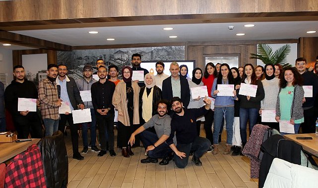 'Geleceği Kodlayacak' gençlere Fırat Kalkınma Ajansı desteği