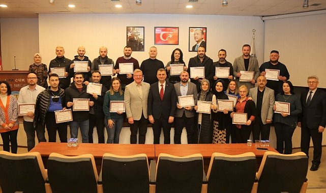 Gölcük Belediyesi'nin 'ilk yardım'cıları sertifikalandı